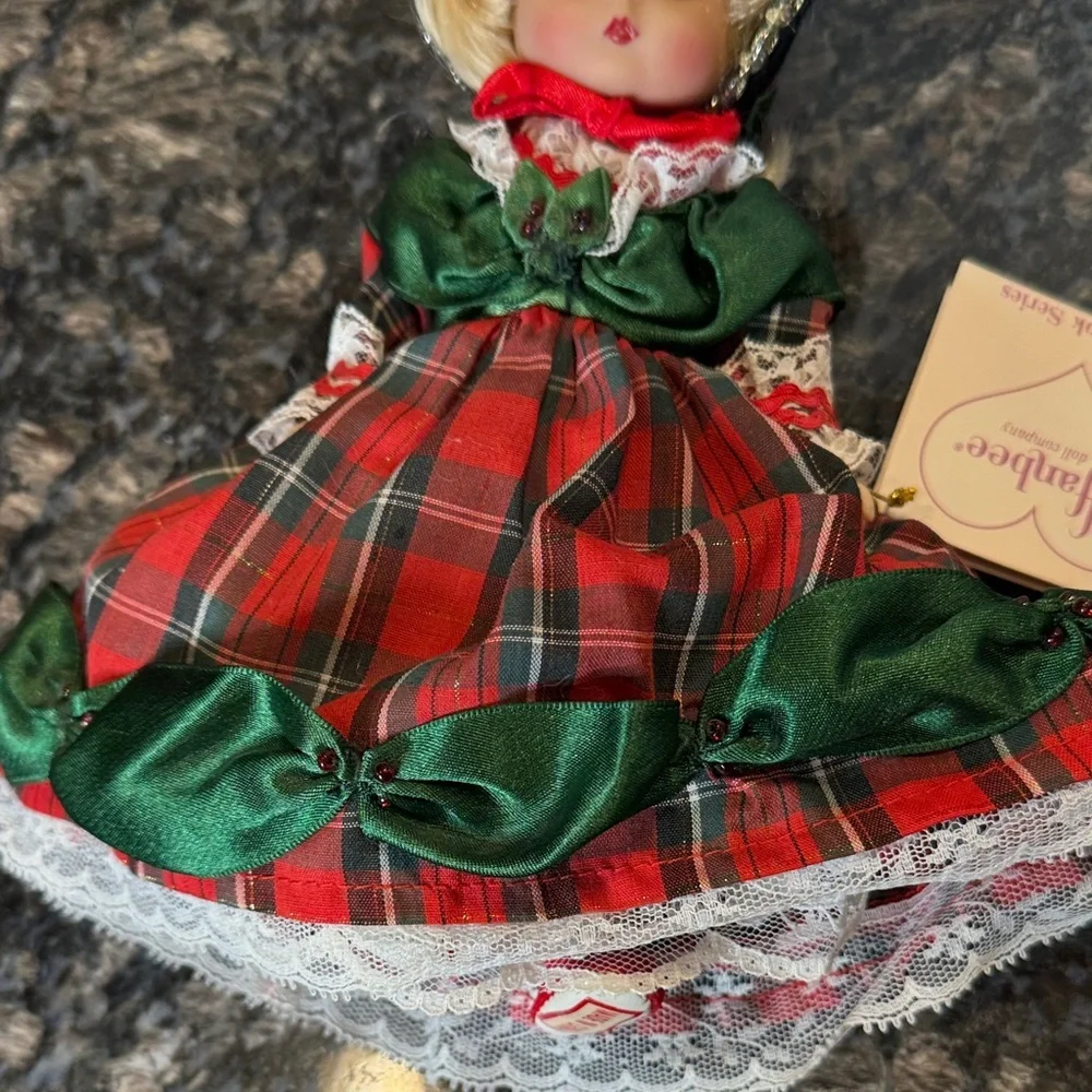 1995 Holiday Annual Christmas Effanbee doll